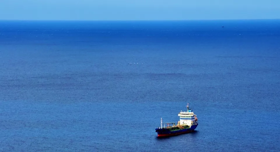 containerschip schip op zee