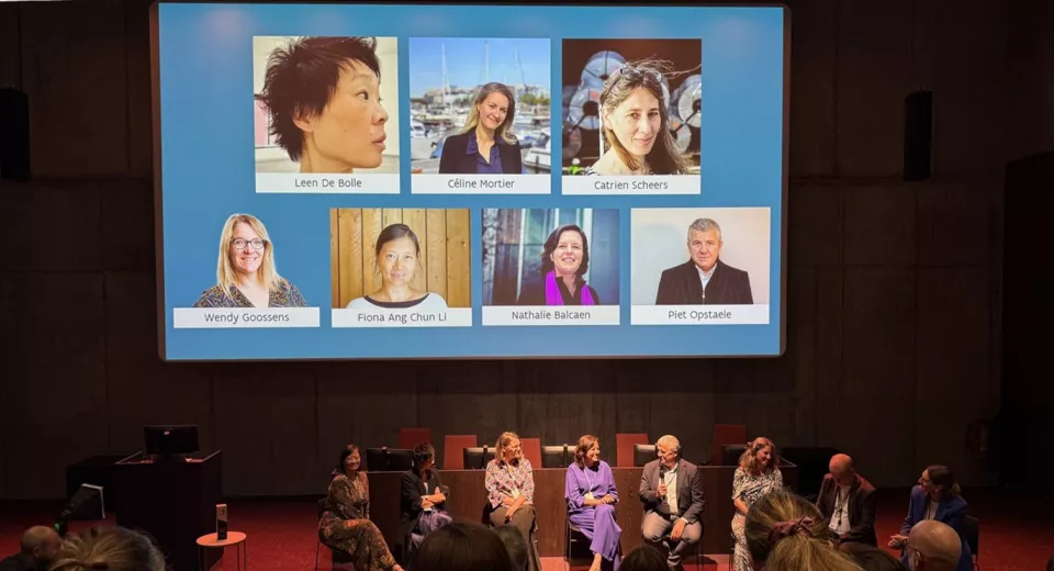 250903 Waves of Change panel